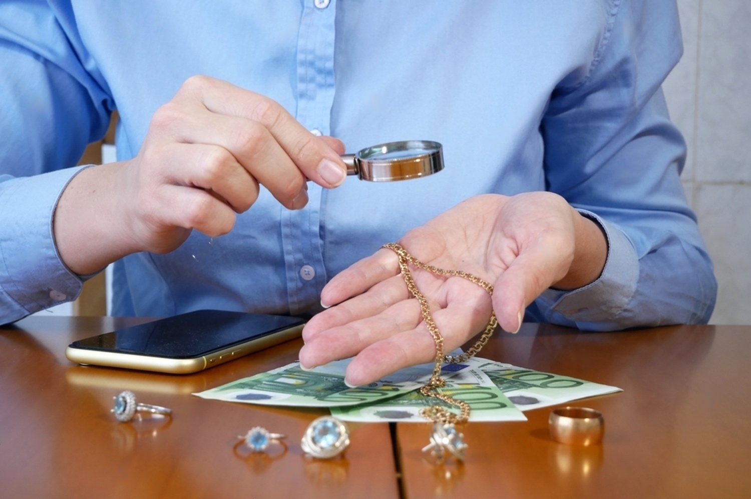 Jewelry Evaluation for Pawn Loan at Ideal Jewelry and Loan
