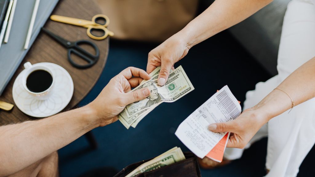 Quick Cash Transactions – Ideal Jewelry and Loan Pawn Shops