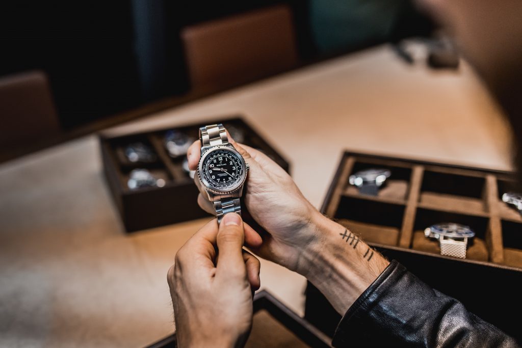 Evaluating Fine Watches
