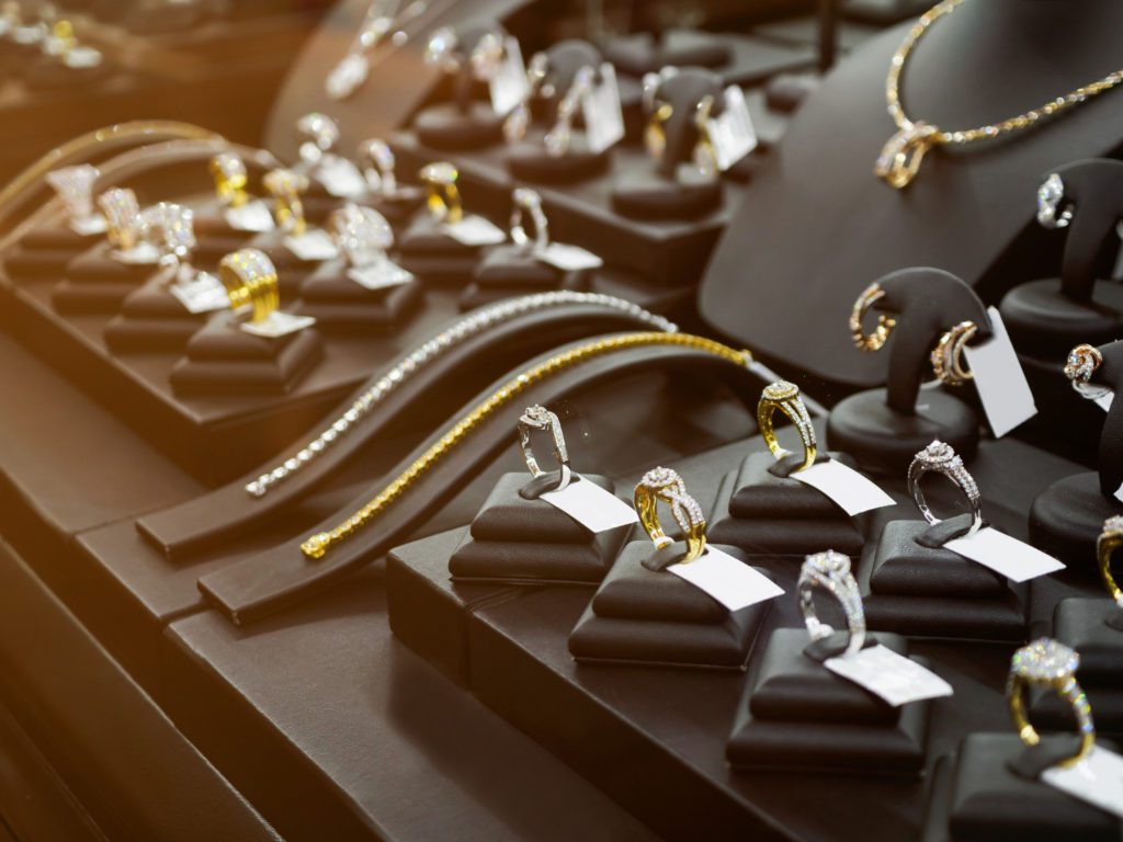 Elegant Gold & Diamond Jewelry at Ideal Jewelry and Loan Pawn Shops