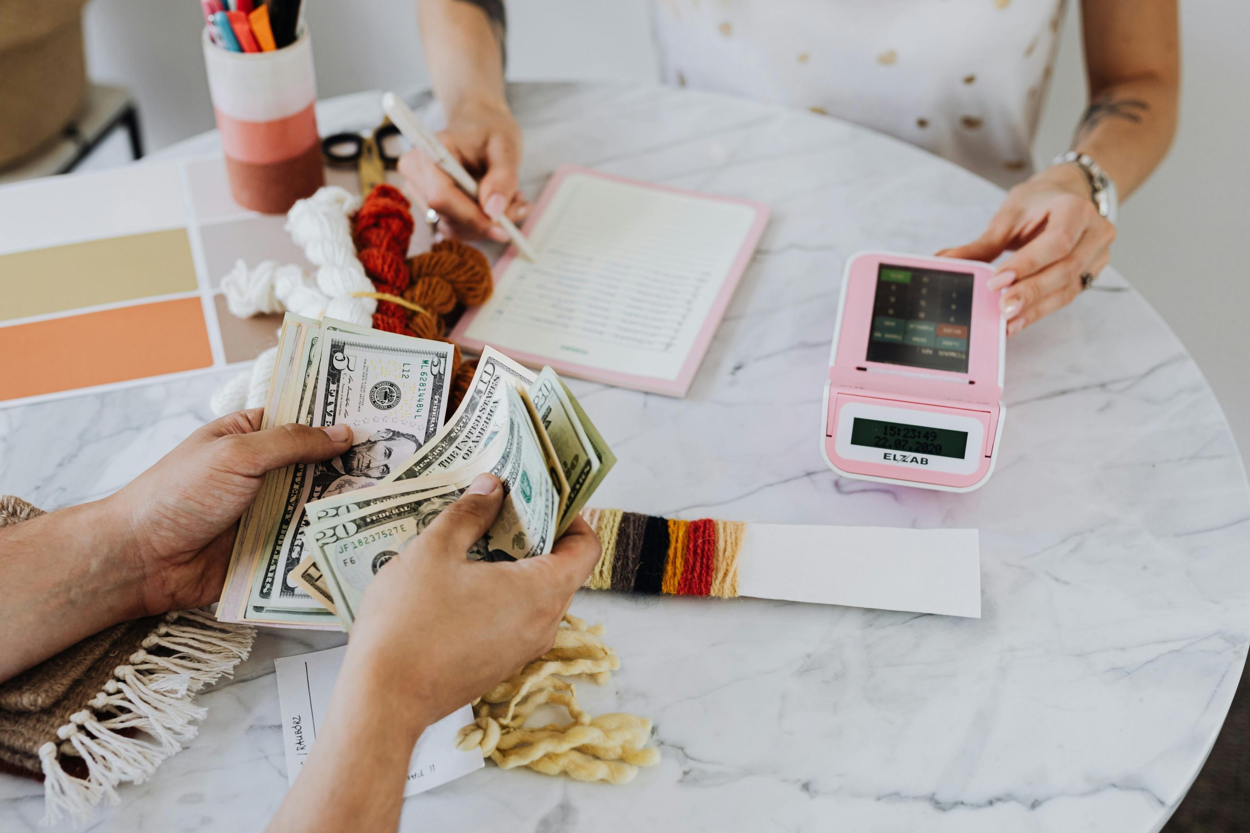 Best Times to Pawn or Sell – Ideal Jewelry and Loan