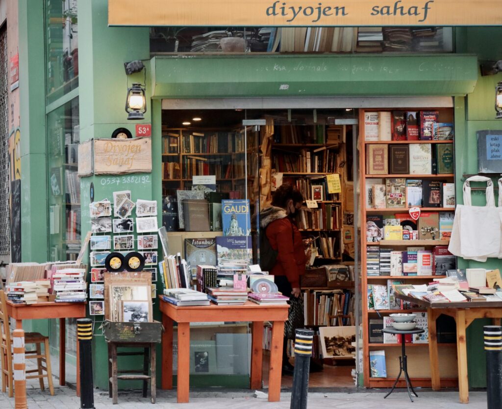 Discover the Oldest Pawn Shop in America | ideal jewelry and loan