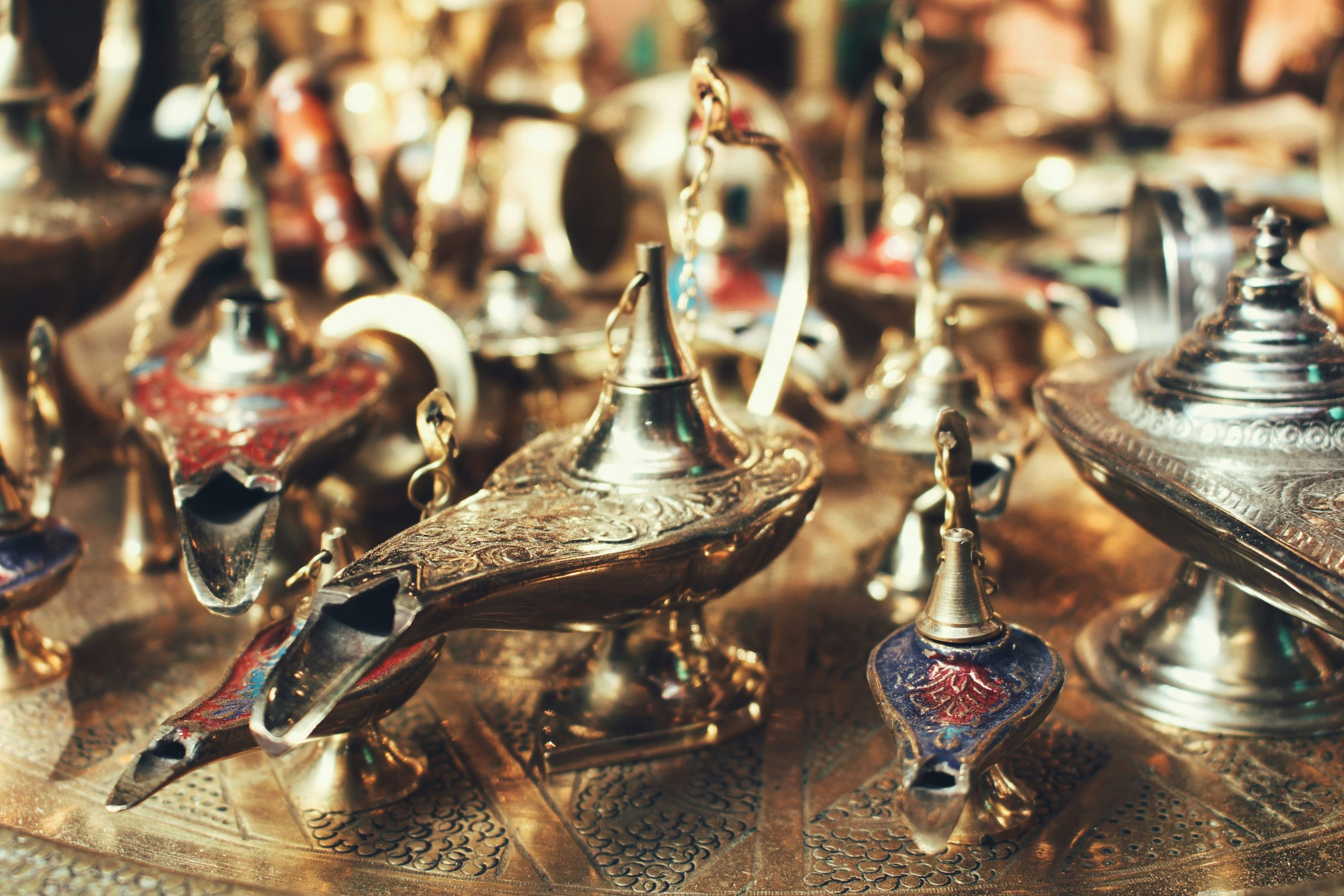 Evolution of Pawnshops – From Antiques to Modern Treasures